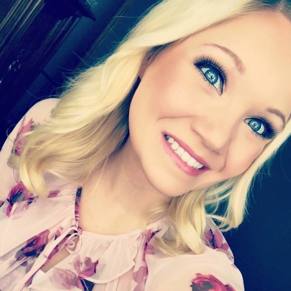 Meet your Posher, Whitney